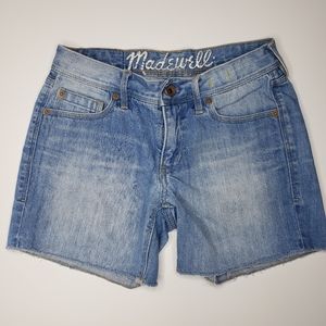 Madewell short midi jeans in size 25